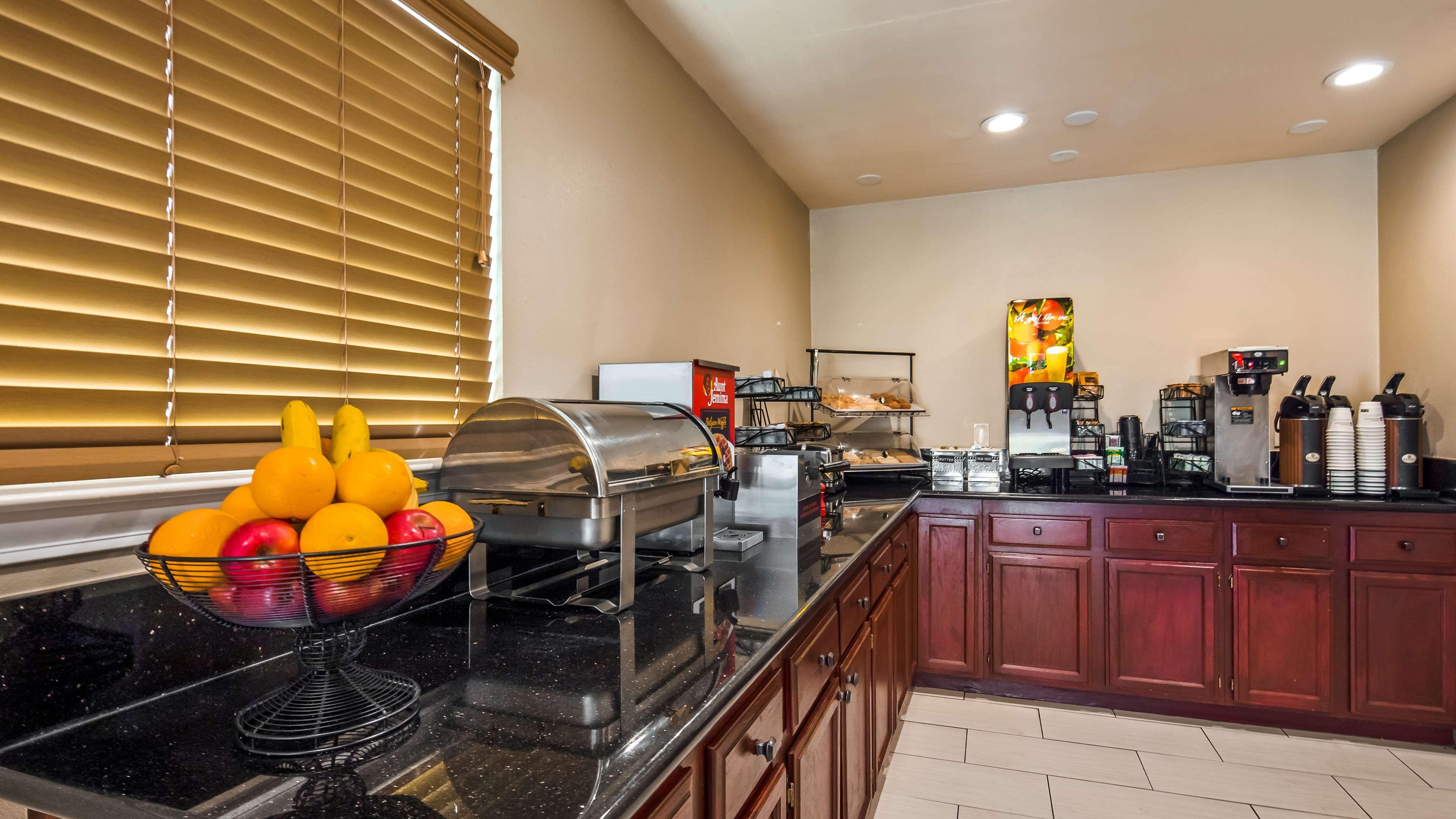 ואקאוויל Best Western Heritage Inn מראה חיצוני תמונה